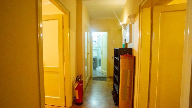 Private Cozy Room 1 With Shared Kitchen In Appartment, Downtown Beograd Eksteriør bilde